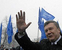 В Москве на украинских выборах лидируют Янукович и Тигипко 